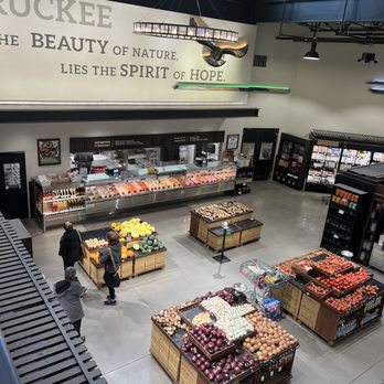 Raley's O-N-E Market - The view of the supermarket from above - Grocery Near Me - Truckee, California