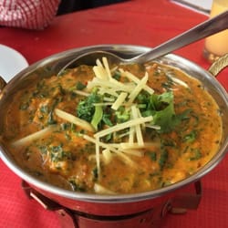 Restaurant India Gate - India Gate: MIttagsgericht Nr 2: servierfertig - Chicken Palak