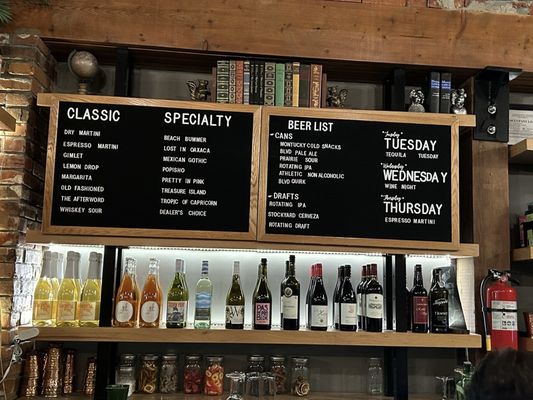 Afterword Tavern & Shelves by null