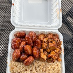 Uwajimaya - Lucky Meal (Brown Rice, Honey Sesame Chicken, and Mapo Tofu)