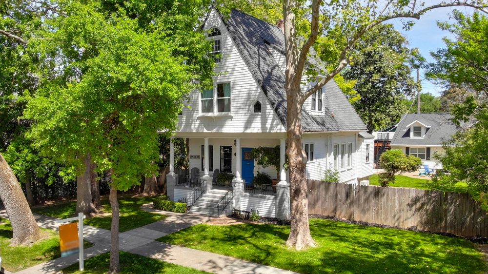 GROUNDED REAL ESTATE Updated May 2024 36 Photos & 25 Reviews 915