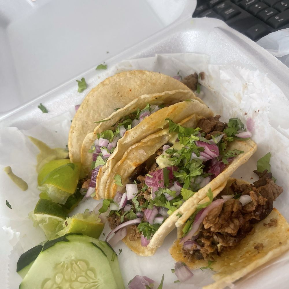 Tortaz Lokaz - Steak tacos - Food Trucks Near Me - Greensboro, North Carolina