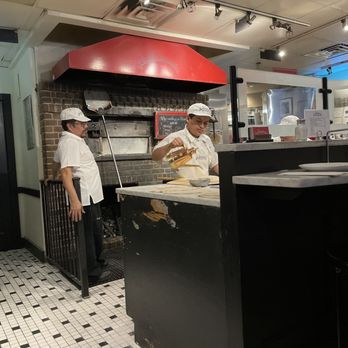 Juliana's - Indoor brick pizza oven - Pizza Near Me - Brooklyn, New York Juliana's - Indoor brick pizza oven - Pizza Near Me - Brooklyn, New York