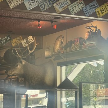 The Nugget - American Near Me - Goleta, California
