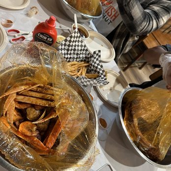 The Crawfish Hut - Seafood Near Me - Burien, Washington