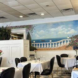 Phoenicia Gourmet