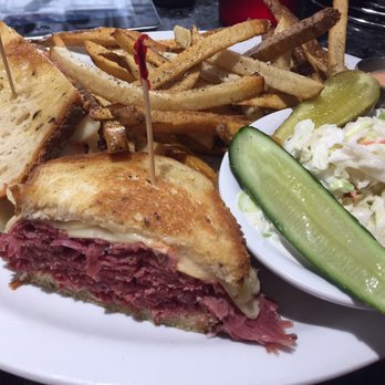 Zinger's Delicatessen - Reuben - Delis Near Me - Boca Raton, Florida Zinger's Delicatessen - Reuben - Delis Near Me - Boca Raton, Florida