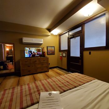Frontier Hotel Pawhuska - Room 304 - Hotels Near Me - Pawhuska, Oklahoma Frontier Hotel Pawhuska - Room 304 - Hotels Near Me - Pawhuska, Oklahoma
