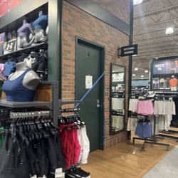 DICK'S Sporting Goods