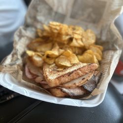 The Sandwich King and Smoked Desserts - Cheesy king