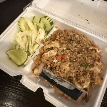 Noom Yai - Fried rice with shrimp - Food Trucks Near Me Noom Yai - Fried rice with shrimp - Food Trucks Near Me