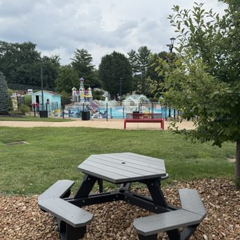 Swing-A-Round Fun Town - Mini Golf Near Me - Fenton, Missouri Swing-A-Round Fun Town - Mini Golf Near Me - Fenton, Missouri