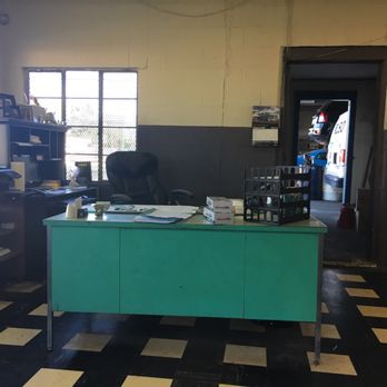 H & H Auto - Other desk - Auto Repair Near Me - Oklahoma City, Oklahoma
