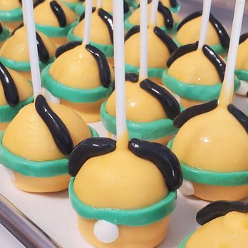 Hermosa Treats - a tray of hermosa cake pops - Desserts Near Me
