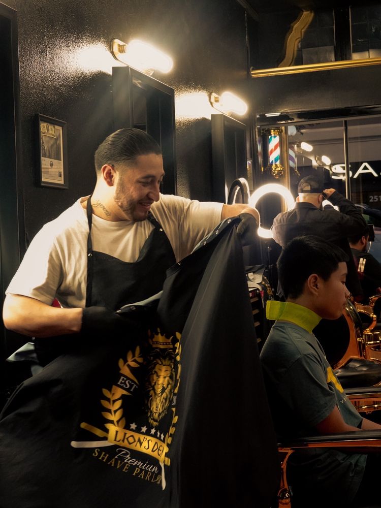 LIONS DEN SHAVEPARLOR Updated April 2024 60 Photos & 34 Reviews 236 E 3rd Ave, San Mateo