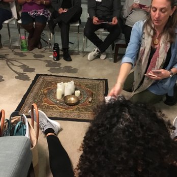 Britta Bushnell, PHD - Teaching class at Del Mar Birth Center. - Childbirth Education Near Me Britta Bushnell, PHD - Teaching class at Del Mar Birth Center. - Childbirth Education Near Me