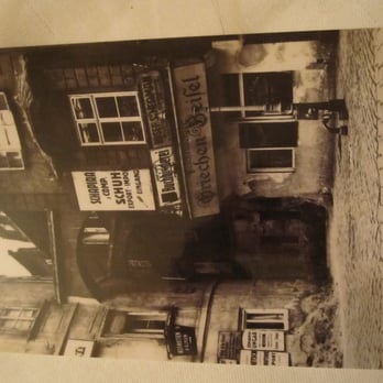 Griechenbeisl - photograph of the outside from a long time ago - Austrian Near Me - Vienna, 9