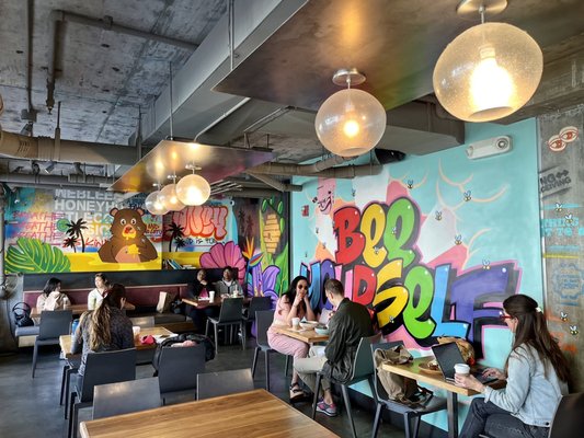 The Hive Superfood Eats & Organic Cafe - Santa Monica by null