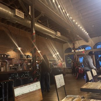 West Oak Coffee Bar - Coffee & Tea Near Me - Denton, Texas