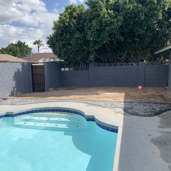 EZE Decor Concrete - Pavers complete on the south side - Masonry/Concrete Near Me