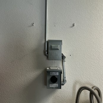 Ramos Electrical Services - EV Charger - Electricians Near Me - Los Angeles, California Ramos Electrical Services - EV Charger - Electricians Near Me - Los Angeles, California