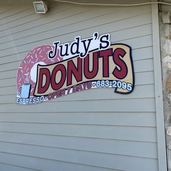 Judy's Donuts - The sign - Donuts Near Me - Oakhurst, California Judy's Donuts - The sign - Donuts Near Me - Oakhurst, California