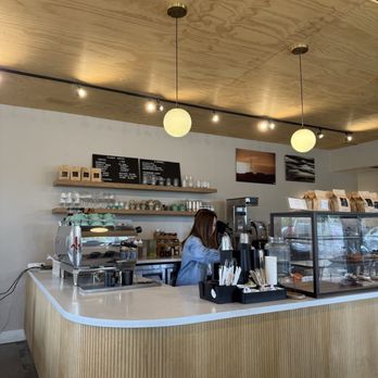 Cloud9 Coffee - Inside - Coffee & Tea Near Me - Palo Alto, California