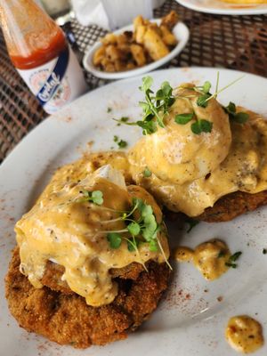 Russell's Marina Grill by null