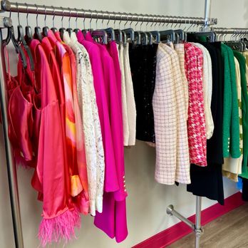 The Bee - Women's Clothing Near Me - Sea Girt, New Jersey The Bee - Women's Clothing Near Me - Sea Girt, New Jersey