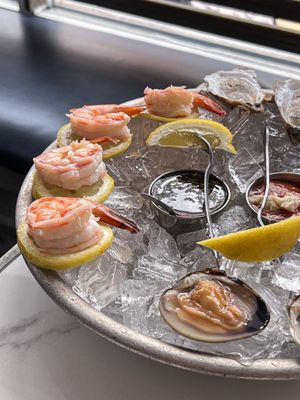 Catch Oyster Bar by null