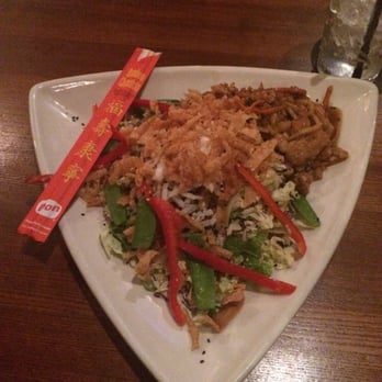Houlihan's - Chop salad - Bars Near Me - Columbus, Georgia