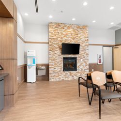 AFC Urgent Care Longmont