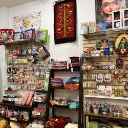 Boutique Aztlan - Boutique Aztlan Town Square