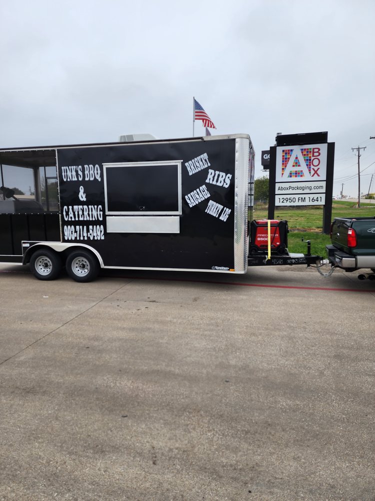 Unks bbq and catering Logo