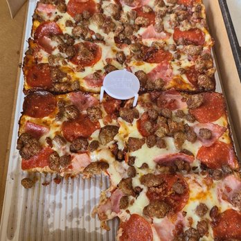 Jet's Pizza - Was this delivered short one slice? Oh wait, I picked it up and it didn't make it home in tact. - Pizza Near Me - Phoenix, Arizona Jet's Pizza - Was this delivered short one slice? Oh wait, I picked it up and it didn't make it home in tact. - Pizza Near Me - Phoenix, Arizona