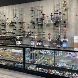 Herb n’ Legend Smoke Shop