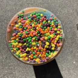Rainbow Unicorn Refresher (TikTok: @justandyvu) Rainbow Unicorn Refresher (TikTok: @justandyvu)