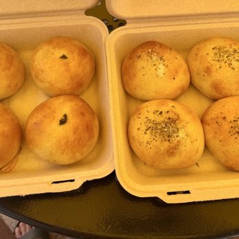 Kickin’ Kolaches - 4 x Hotlink, jalapeño, & cheddar. 4 x Pepperoni Pizza. - Bakeries Near Me - Rolling Hills Estates, California Kickin’ Kolaches - 4 x Hotlink, jalapeño, & cheddar. 4 x Pepperoni Pizza. - Bakeries Near Me - Rolling Hills Estates, California