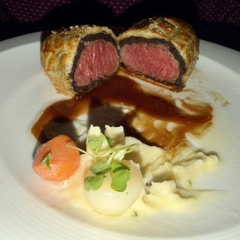 Gordon Ramsay Hell's Kitchen - Beef wellington - Steakhouses Near Me - Stateline, Nevada Gordon Ramsay Hell's Kitchen - Beef wellington - Steakhouses Near Me - Stateline, Nevada