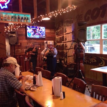 Black's BBQ - Live music, cold beer and BBQ. - Barbeque Near Me - San Marcos, Texas Black's BBQ - Live music, cold beer and BBQ. - Barbeque Near Me - San Marcos, Texas