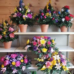 Foothills Plants and Produce 