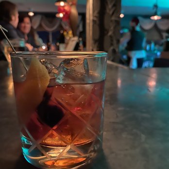 Hot Tin - Cocktail Bars Near Me - New Orleans, Louisiana