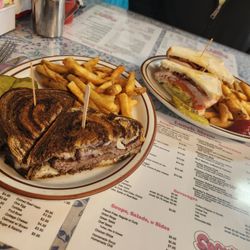 Spanky's - Mushroom Melt and Turkey Bacon Club