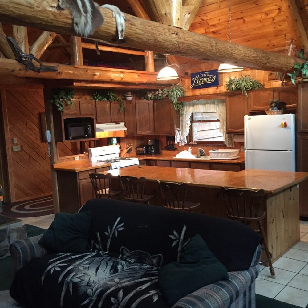 Luoma Lodge - Kitchen - Hotels Near Me - Herbster, Wisconsin