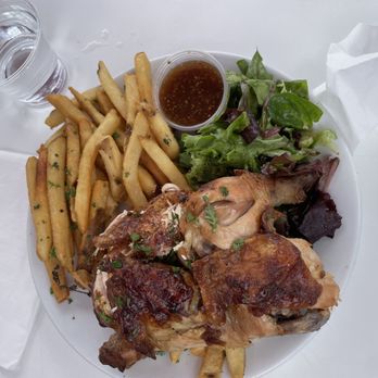 Moulin - Le Poulet Frites/Pommes Rustique avec Salade - Bakeries Near Me - Newport Beach, California