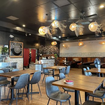 Thai Hot Restaurant - Interior of the restaurant - Thai Near Me - Indio, California