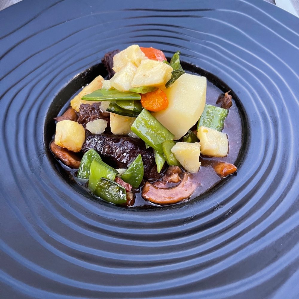 Le Fleury - boeuf bourguignon - French Near Me - Beaune, 21 Le Fleury - boeuf bourguignon - French Near Me - Beaune, 21