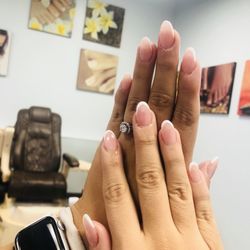 Bon Nails - Amazing nails.