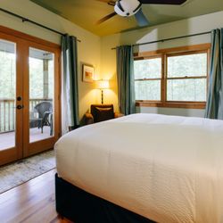 Mountain Laurel Creek Inn & Spa