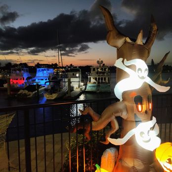 CJ's on the Bay - Seafood Near Me - Marco Island, Florida